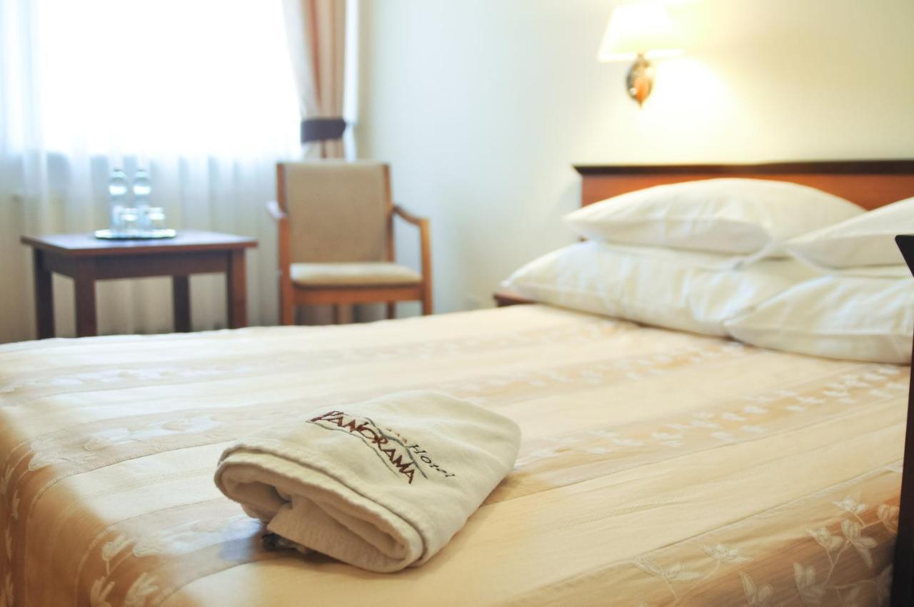 Hotel Panorama Ostrowiec Świętokrzyski Esterno foto