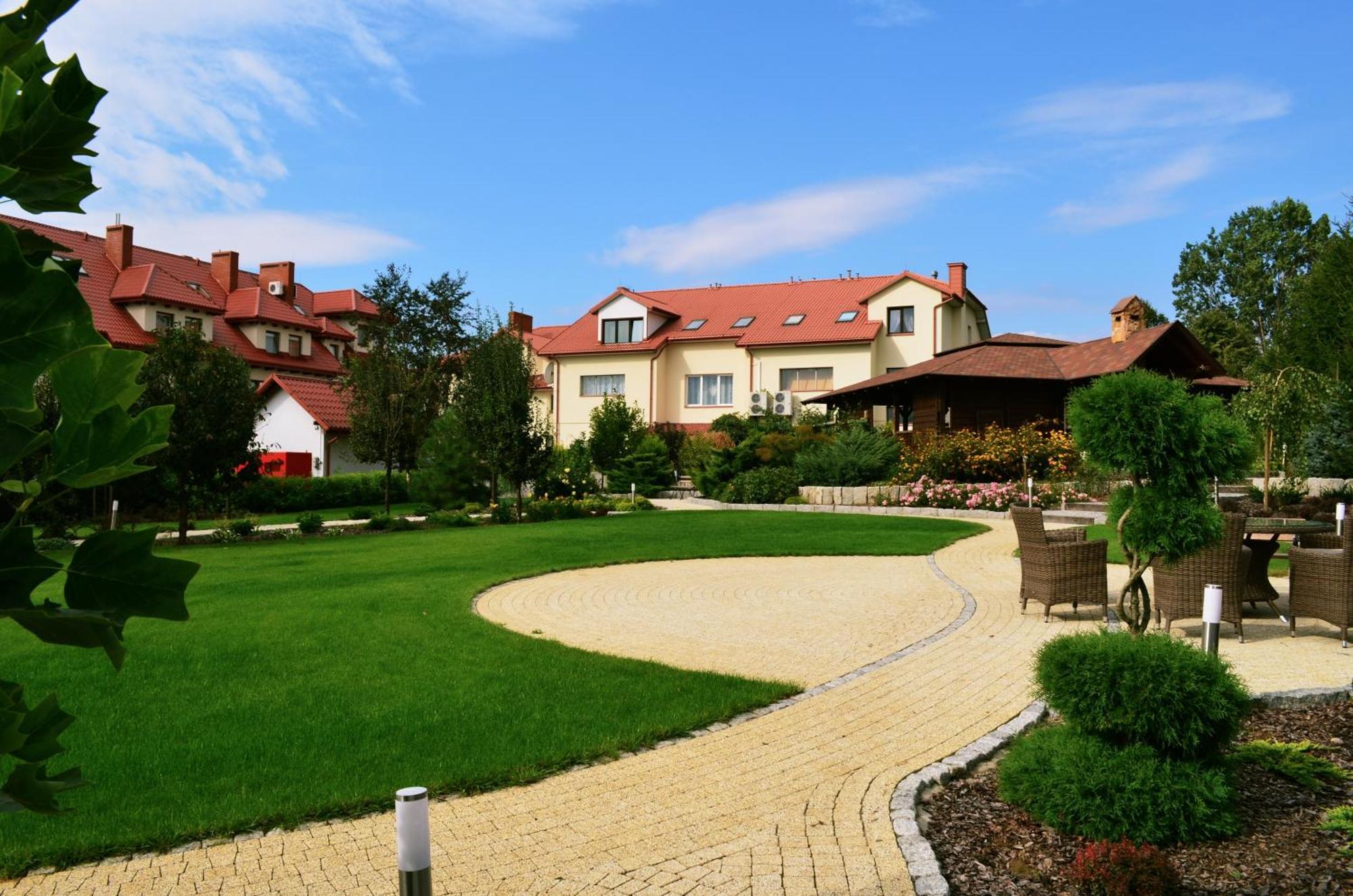 Hotel Panorama Ostrowiec Świętokrzyski Esterno foto
